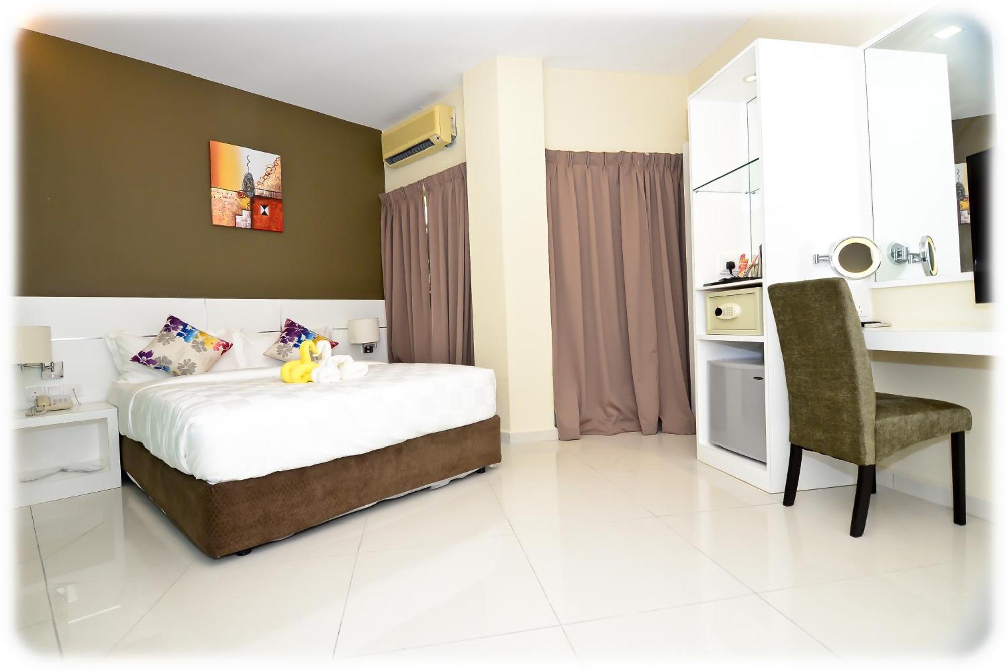 Hotel Mornington Bukit Permata Лумут Стая снимка
